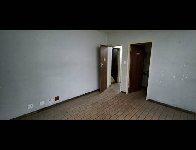 700M² BUILDING TO LET IN BRAKPAN NORTH